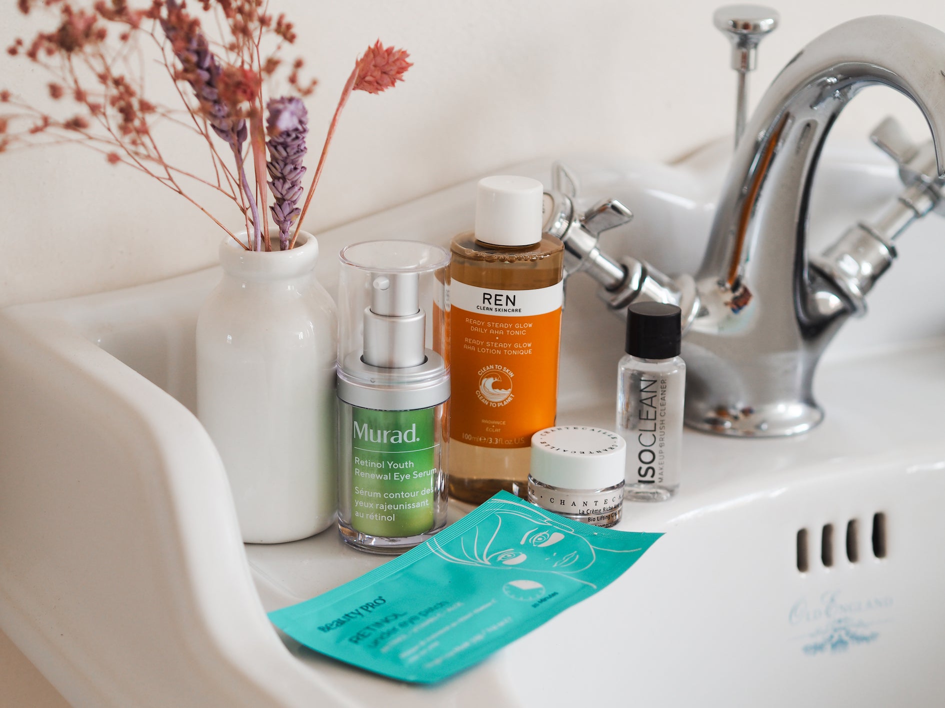 AUGUST BOX 2022 - FINE LINE FIX IN FOUR WEEKS!