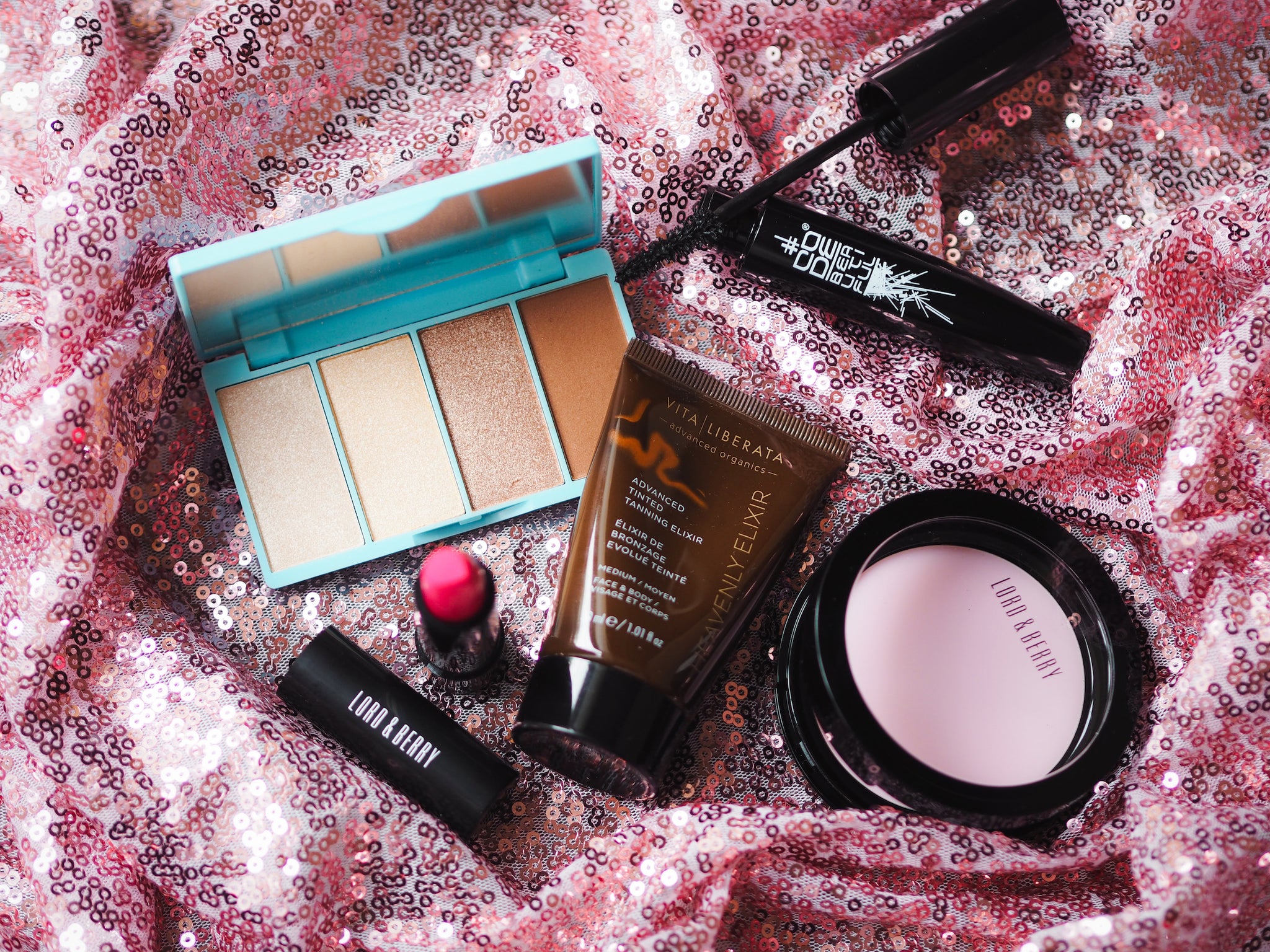 NOVEMBER BOX 2021 - Make Up Makeover!